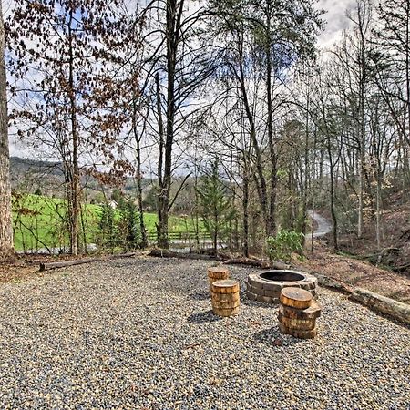 Bryson City Vacation Rental With Hot Tub And Fire Pit! エクステリア 写真