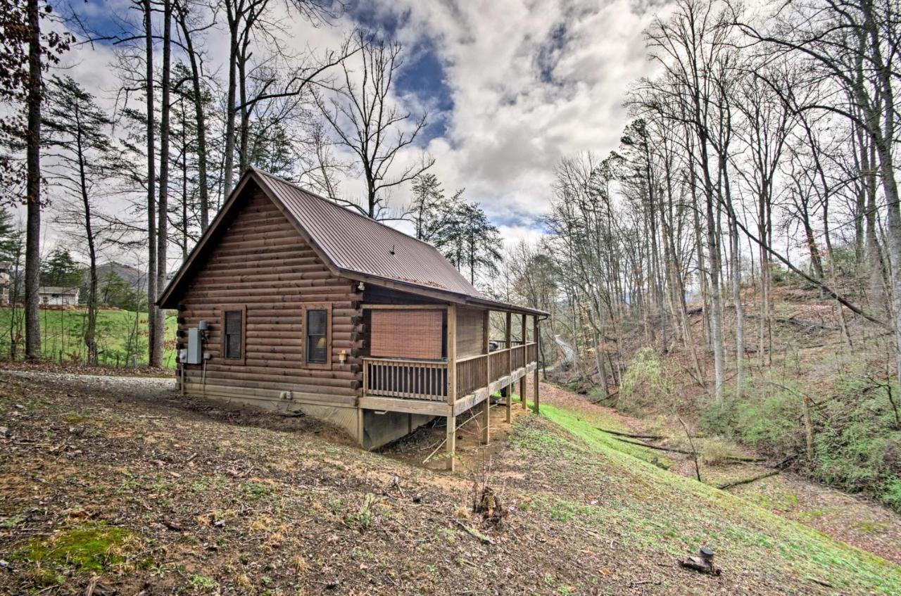 Bryson City Vacation Rental With Hot Tub And Fire Pit! エクステリア 写真