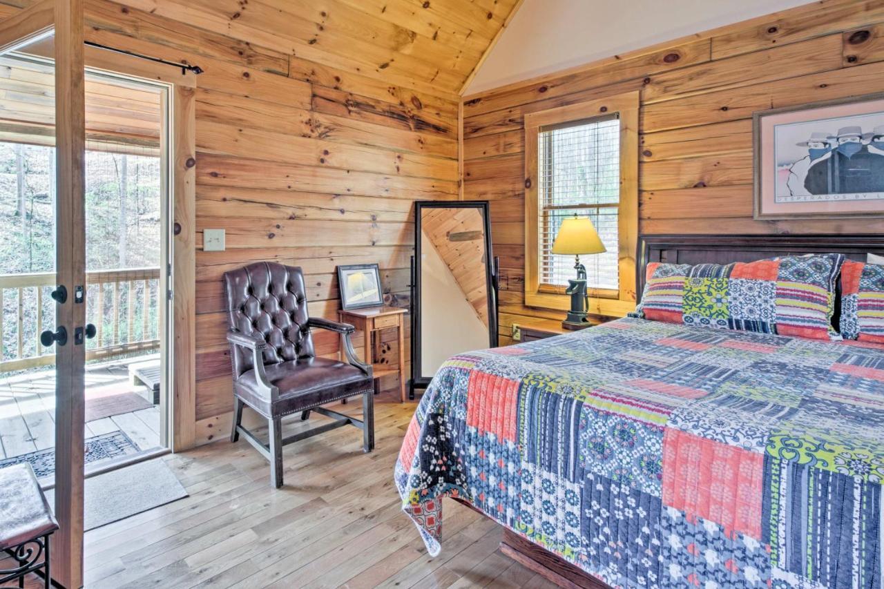Bryson City Vacation Rental With Hot Tub And Fire Pit! エクステリア 写真